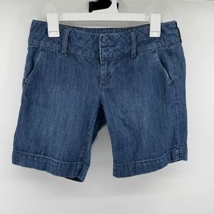 Vintage American Eagle Womens Blue Denim Shorts Low Rise 100% Cotton Size 6 Y2K